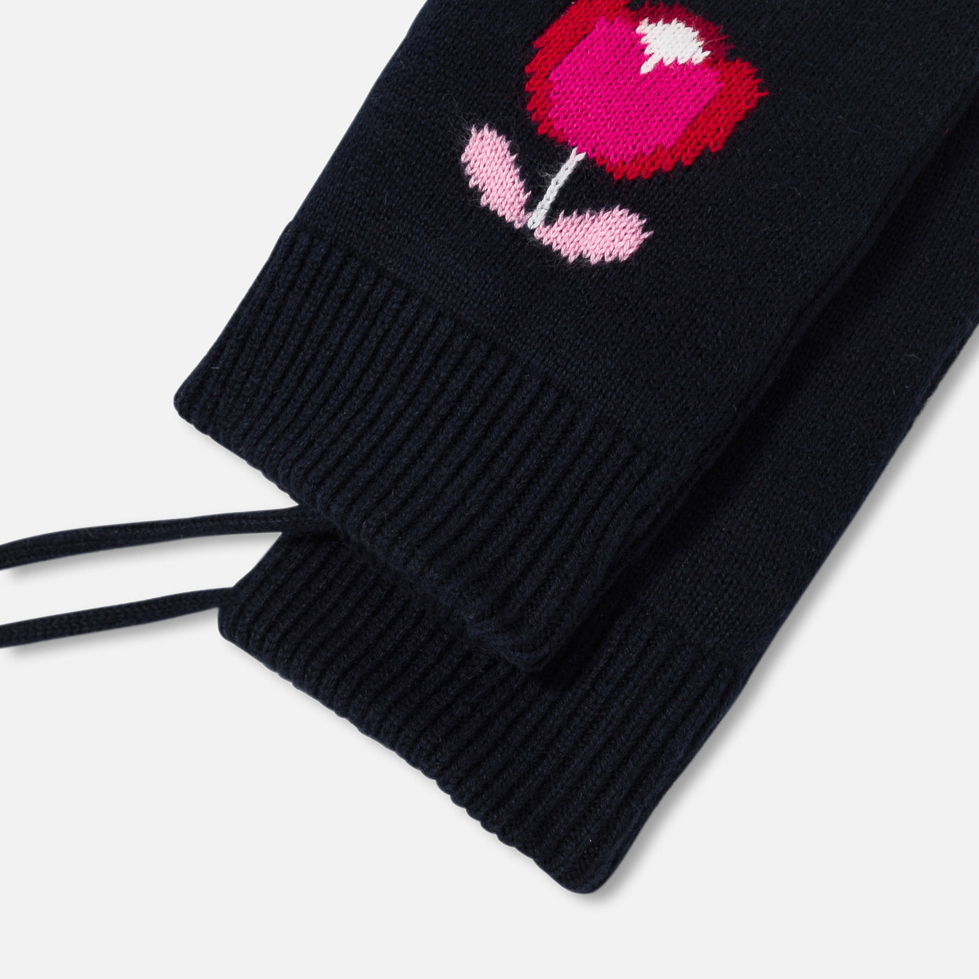 Baby girl knitted mittens