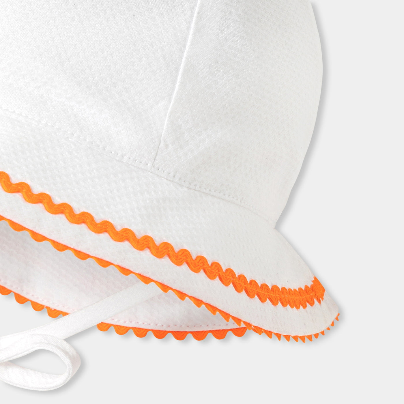 Baby girl hat in cotton piqué