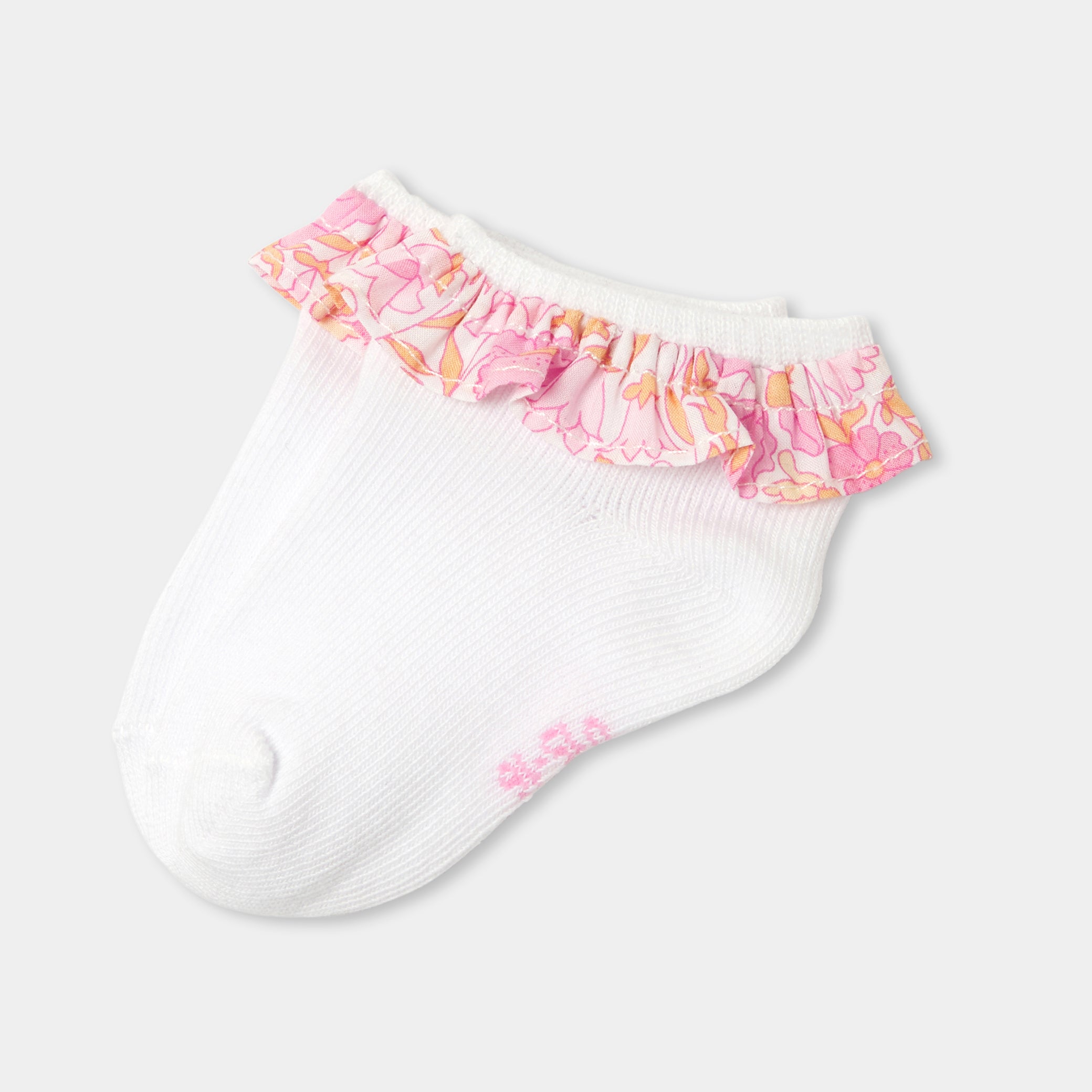 Baby girl socks with ruffles