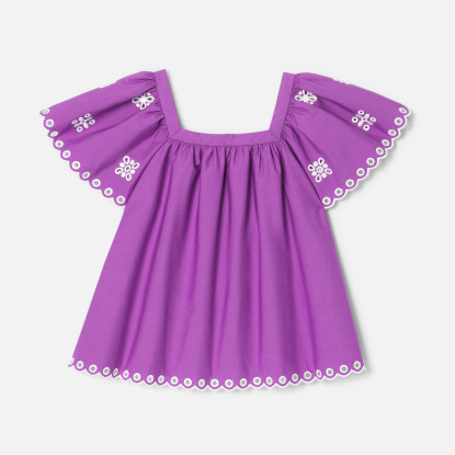 Girl blouse with ruffled sleeves