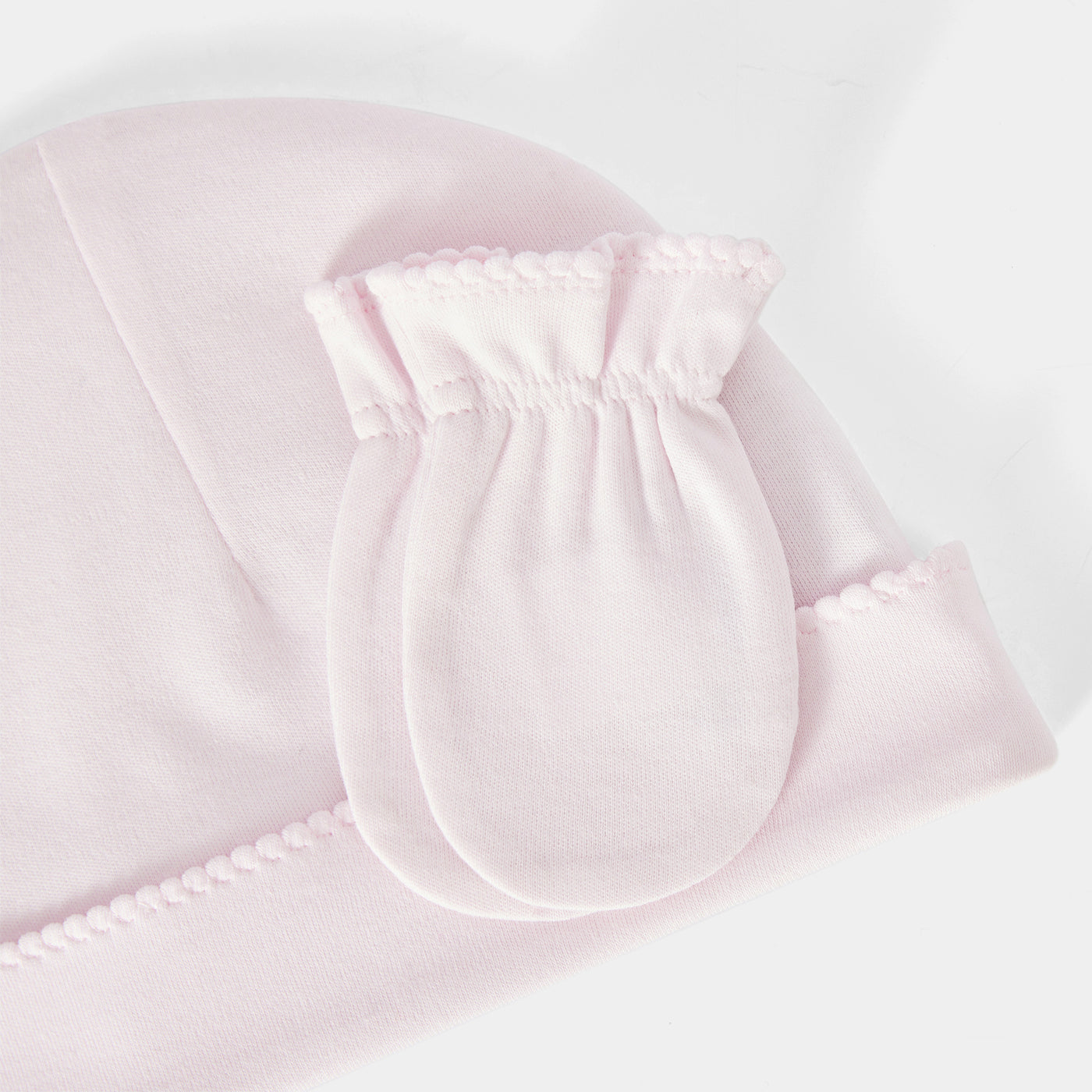Baby bonnet and mittens set