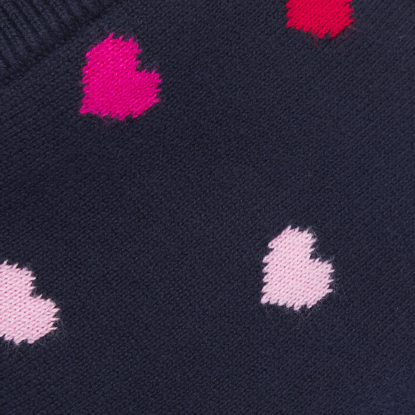 Baby girl bonnet with little hearts