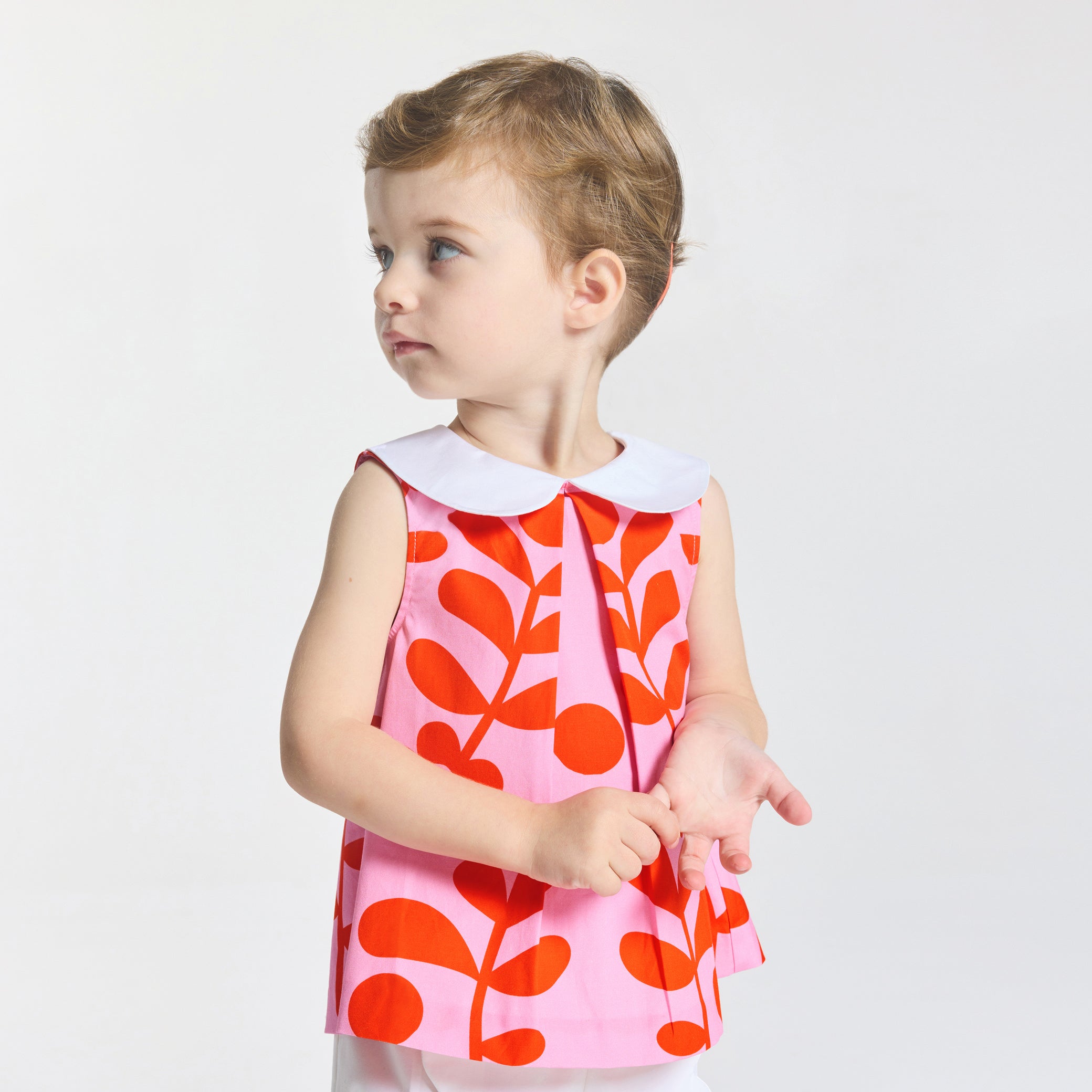 Baby girl sleeveless blouse