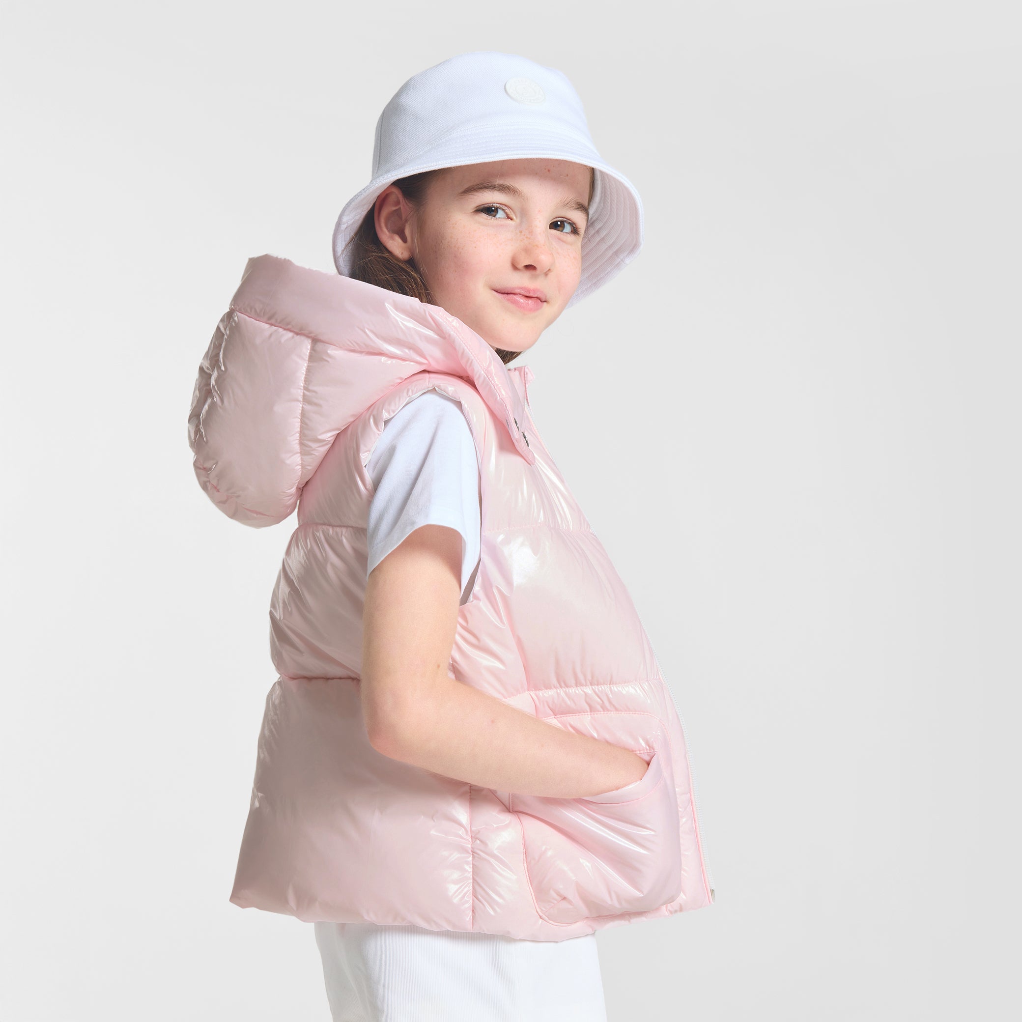 Girl sleeveless padded jacket