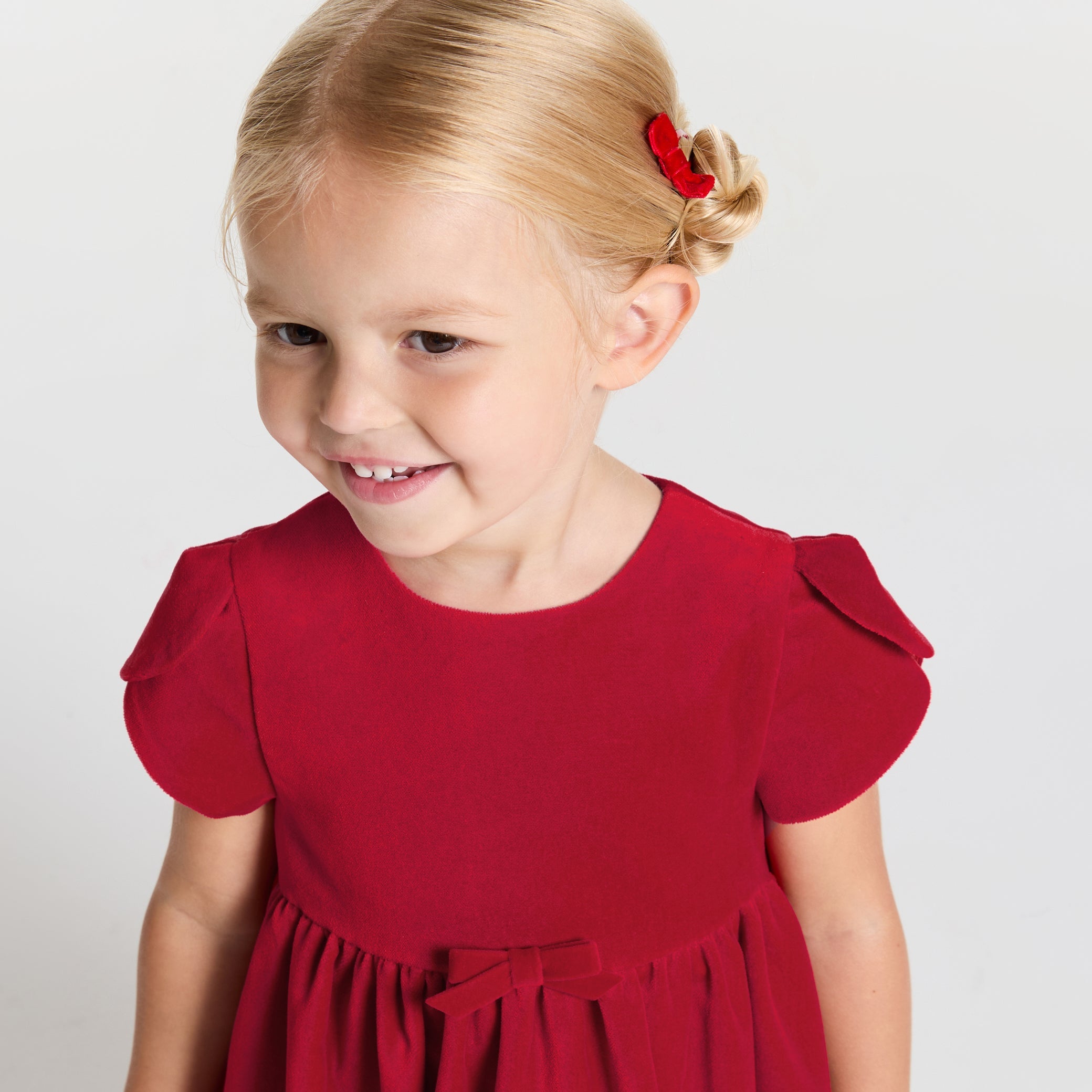 Baby girl Christmas dress in smooth velvet