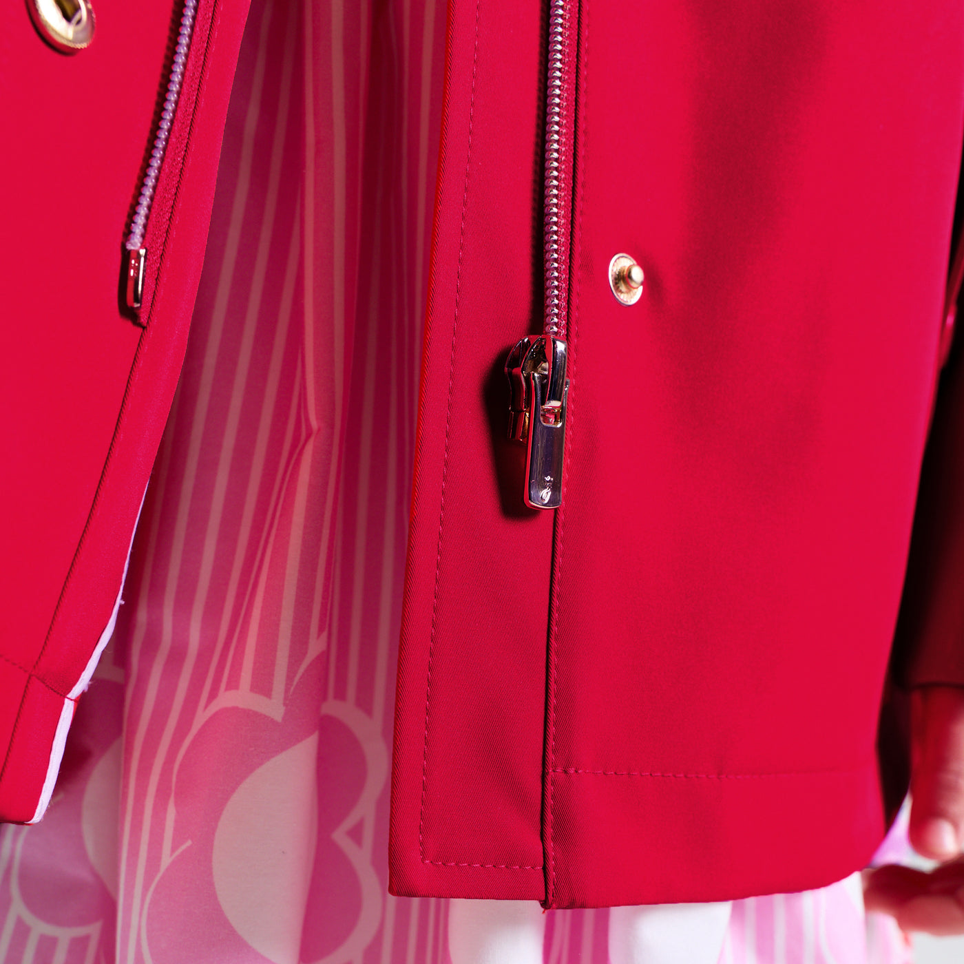 Girl short trench coat