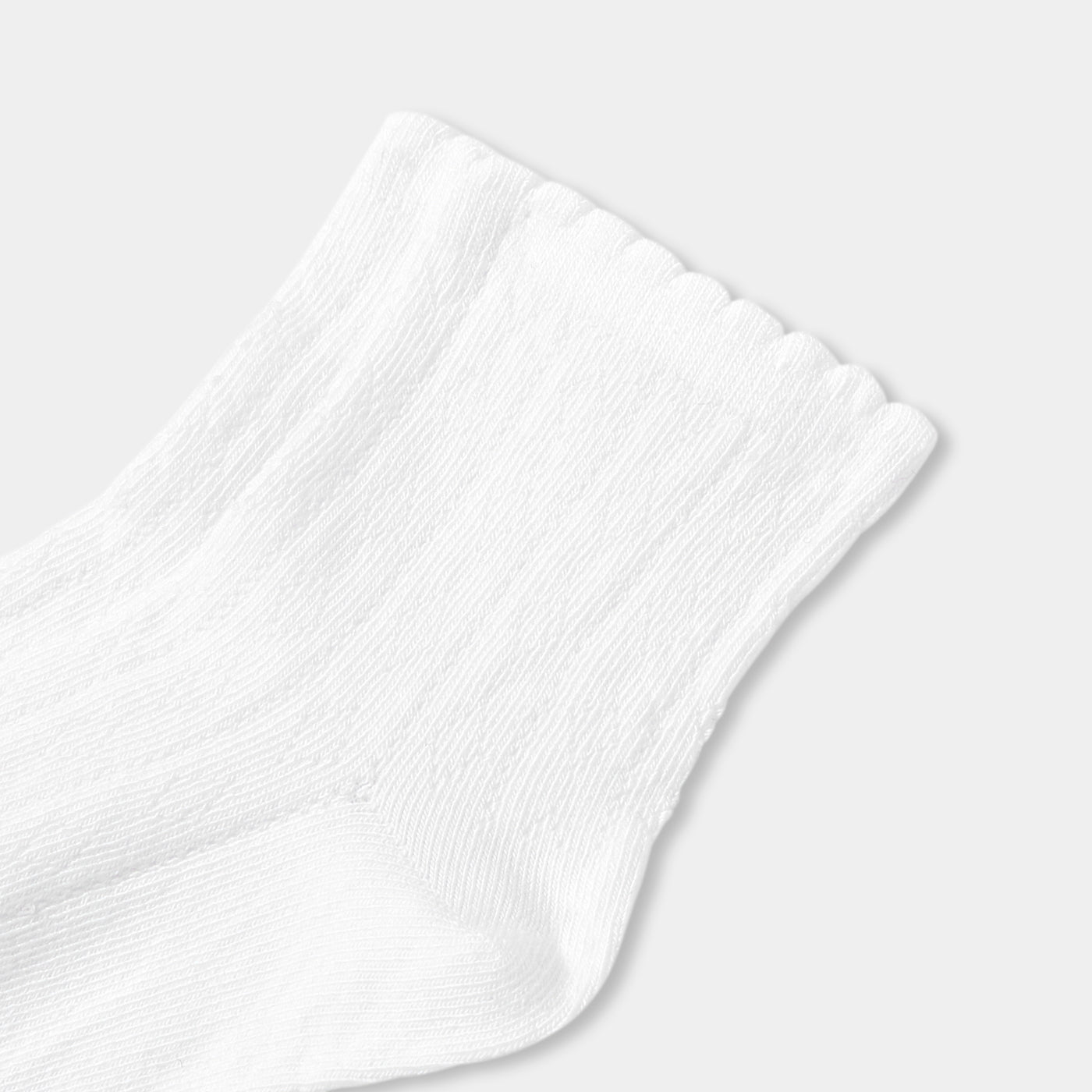 Girl pointelle knit socks