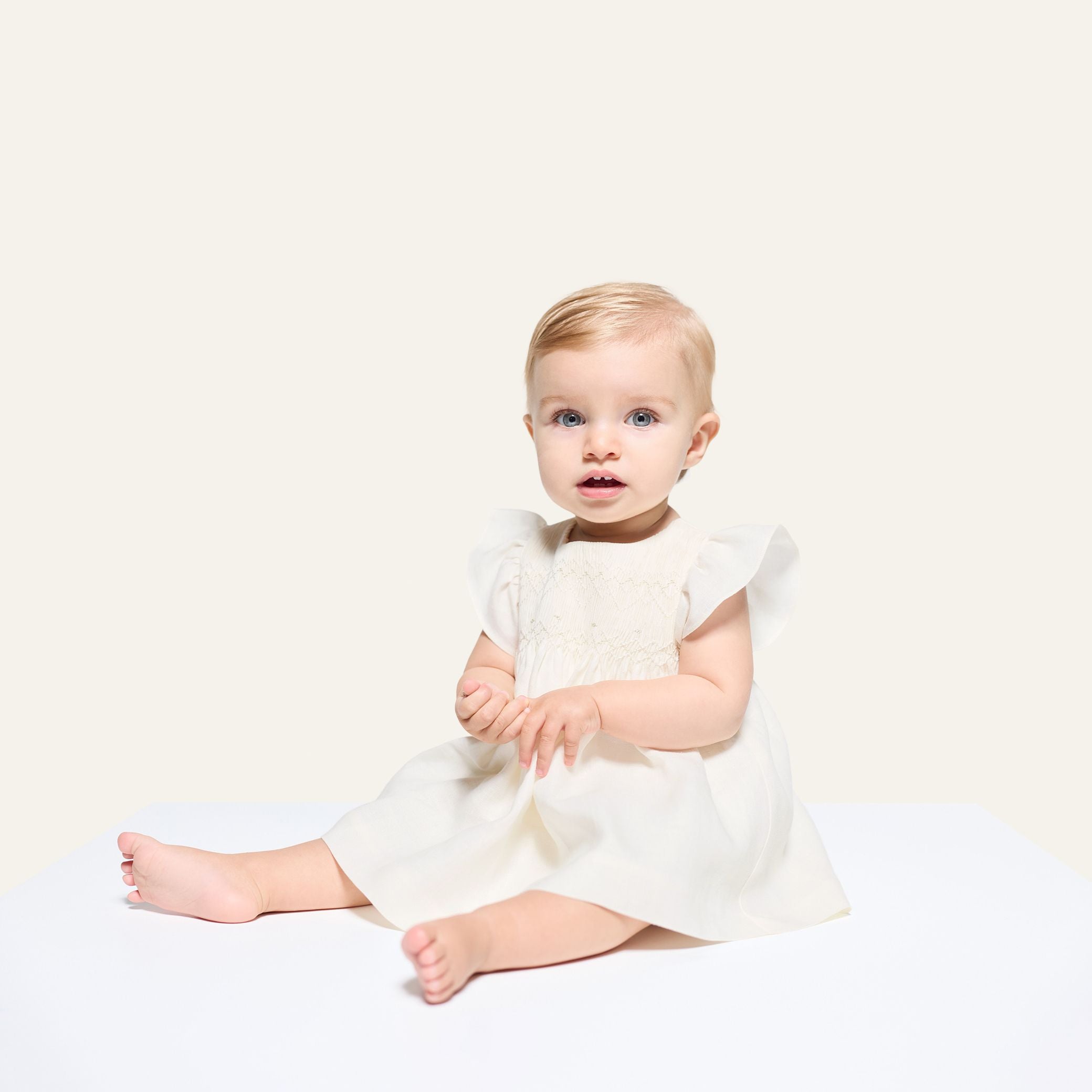 Baby girl dress in linen