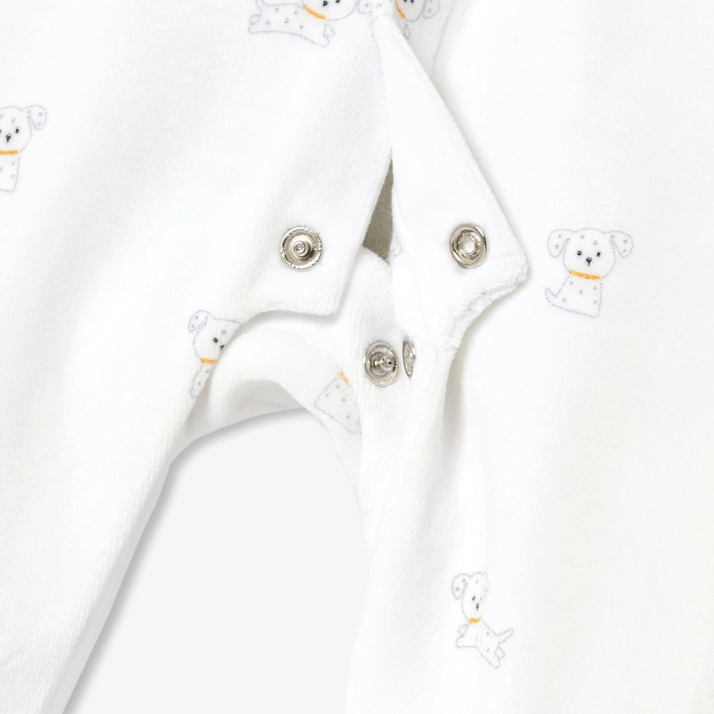 Baby velvet pyjamas with a dog motif